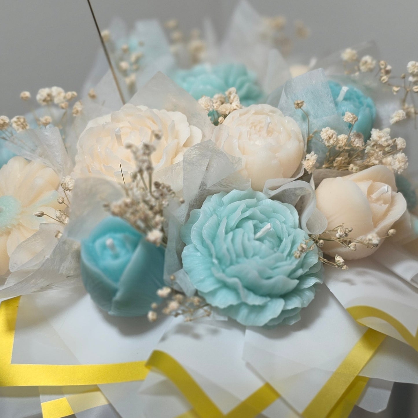 Signature Candle Bouquet