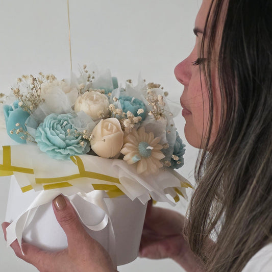 Signature Candle Bouquet