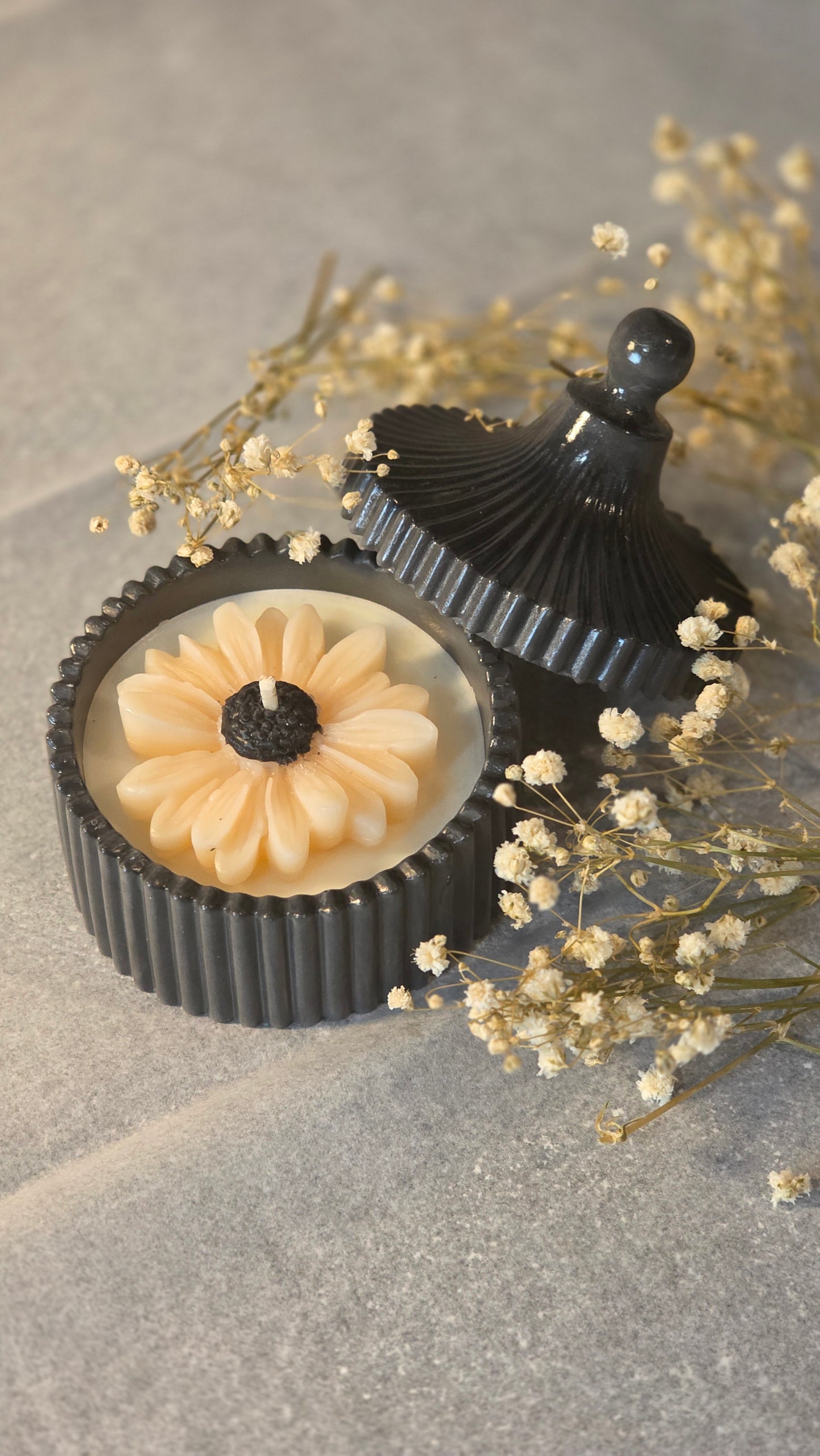 Eco Resin Candle